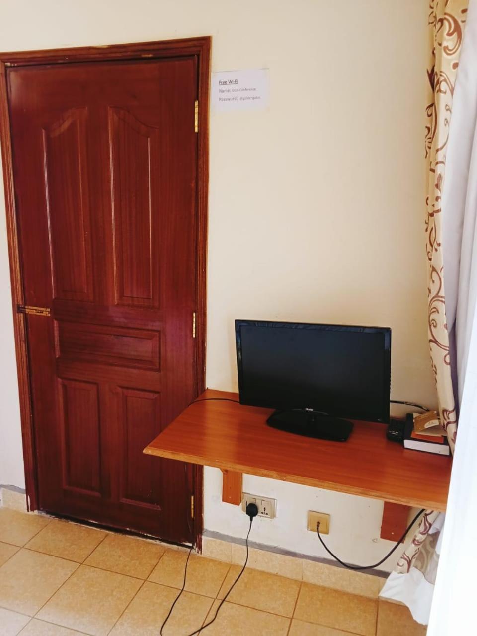 Golden Gates Hotel Thuthuriki 외부 사진